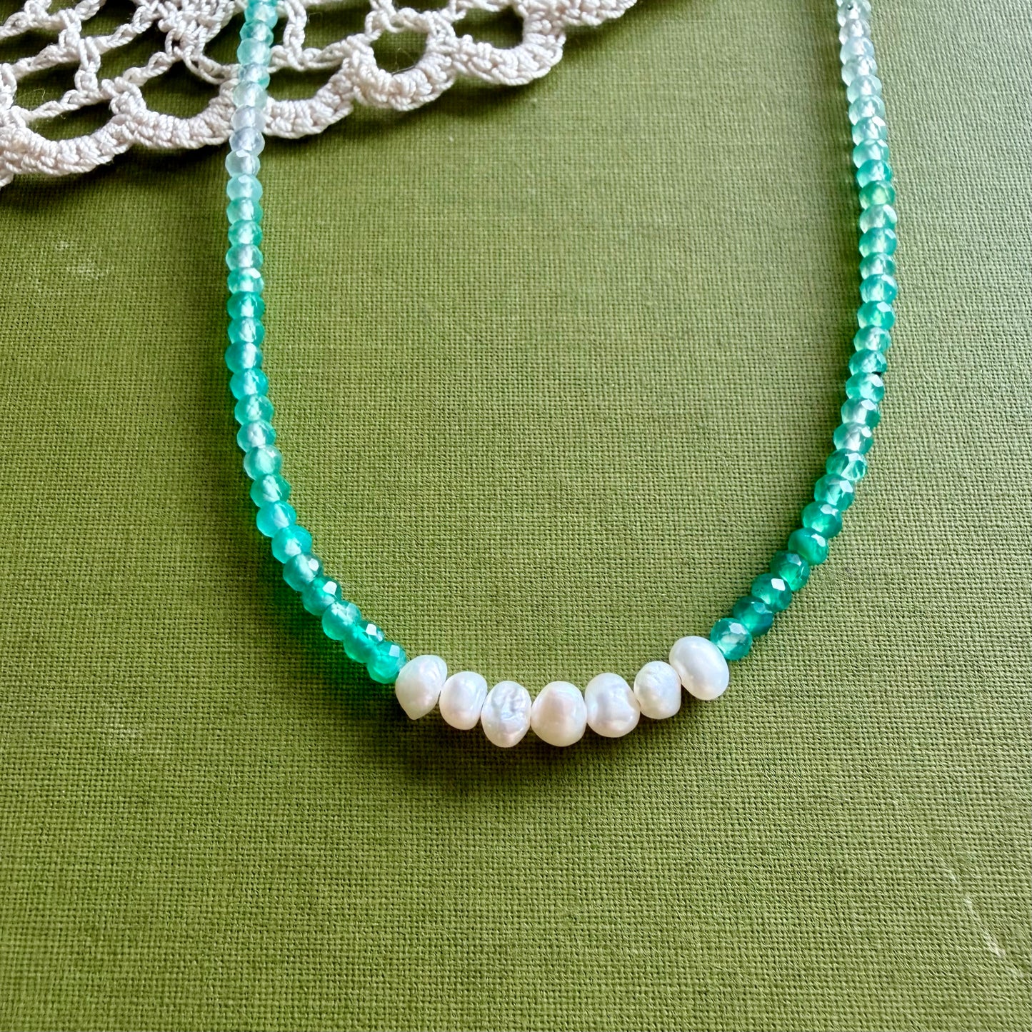 Green Onyx and Pearl Beaded Necklace