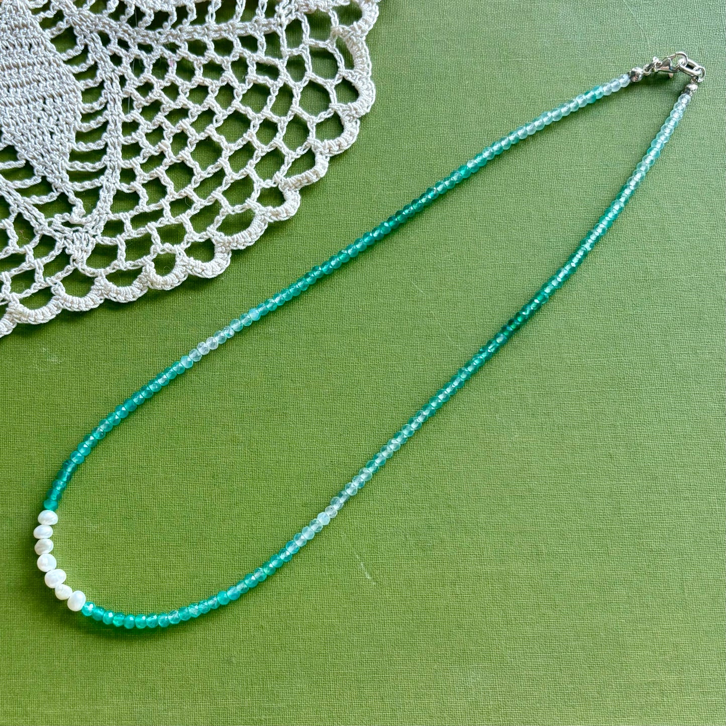 Green Onyx and Pearl Beaded Necklace