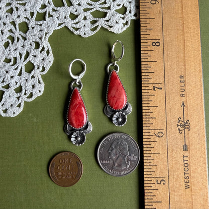 Red Spiny Oyster Earrings with Flower Detail