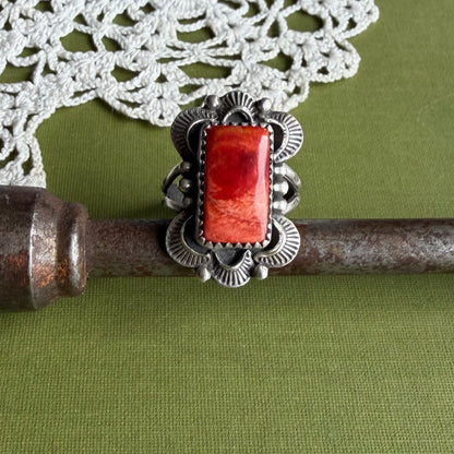 Spiny Oyster Ring Size 8.75