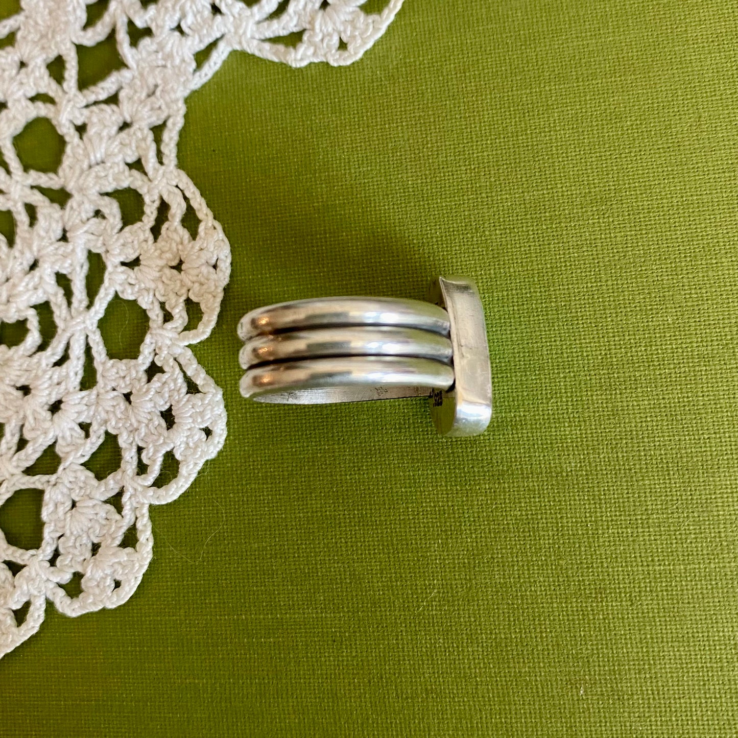 Wide Band Turquoise Ring Size 7