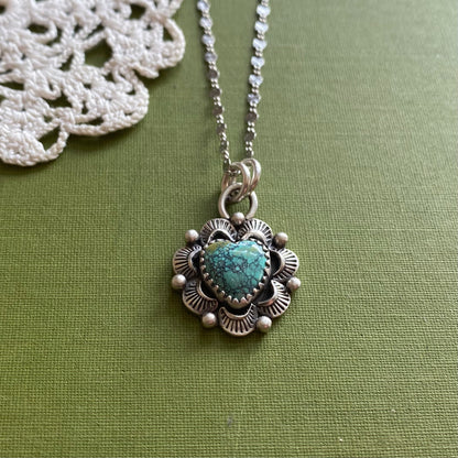 Hubei Cloud Mountain Turquoise Heart Pendant