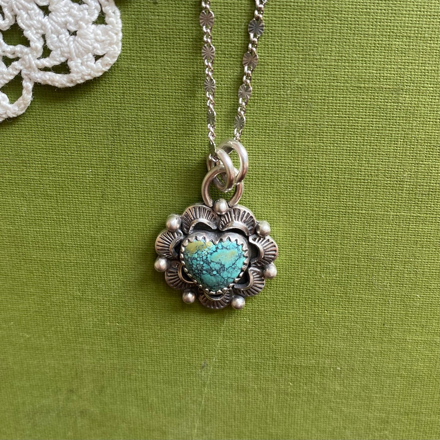 Hubei Cloud Mountain Turquoise Heart Pendant