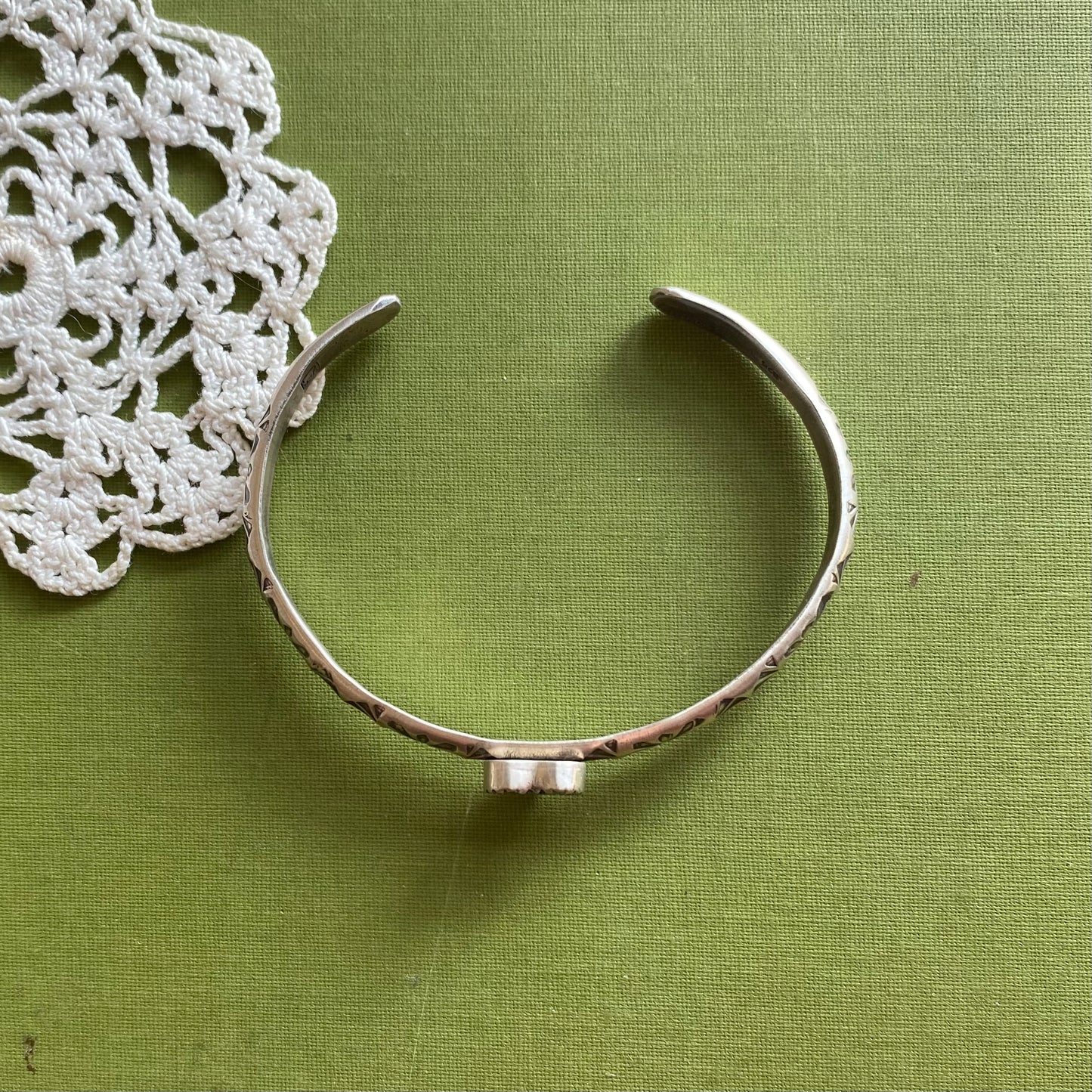 Hubei Cloud Mountain Turquoise Heart Cuff Bracelet