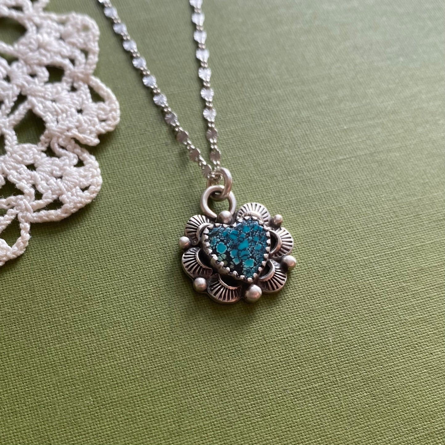 Hubei Cloud Mountain Turquoise Heart Pendant