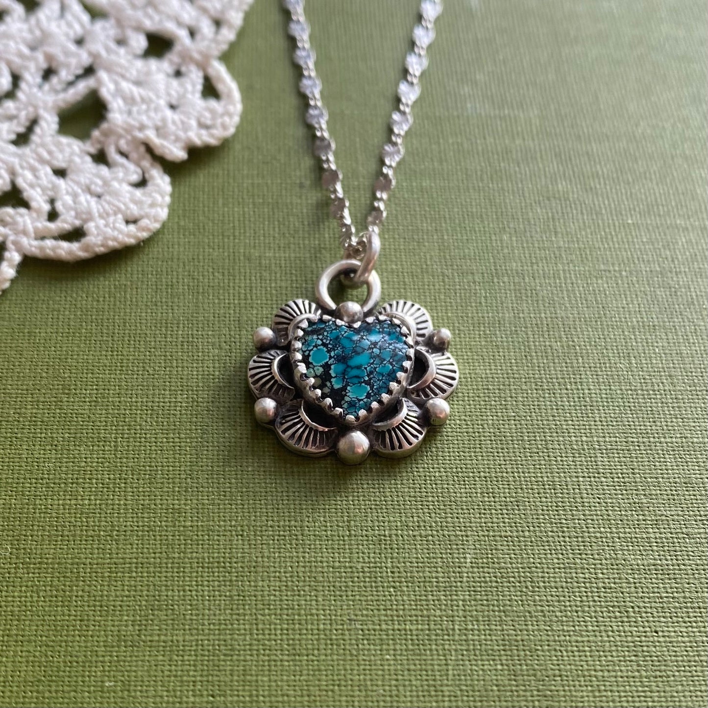Hubei Cloud Mountain Turquoise Heart Pendant